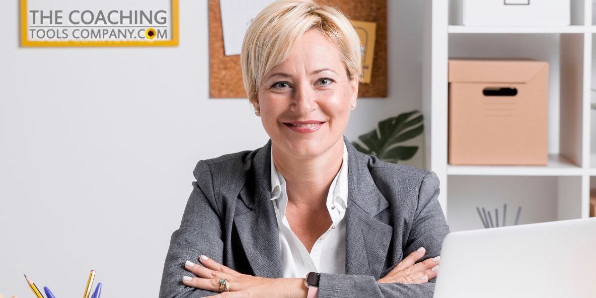 freepik-portrait-businesswoman-desk-1200×628-1.jpg